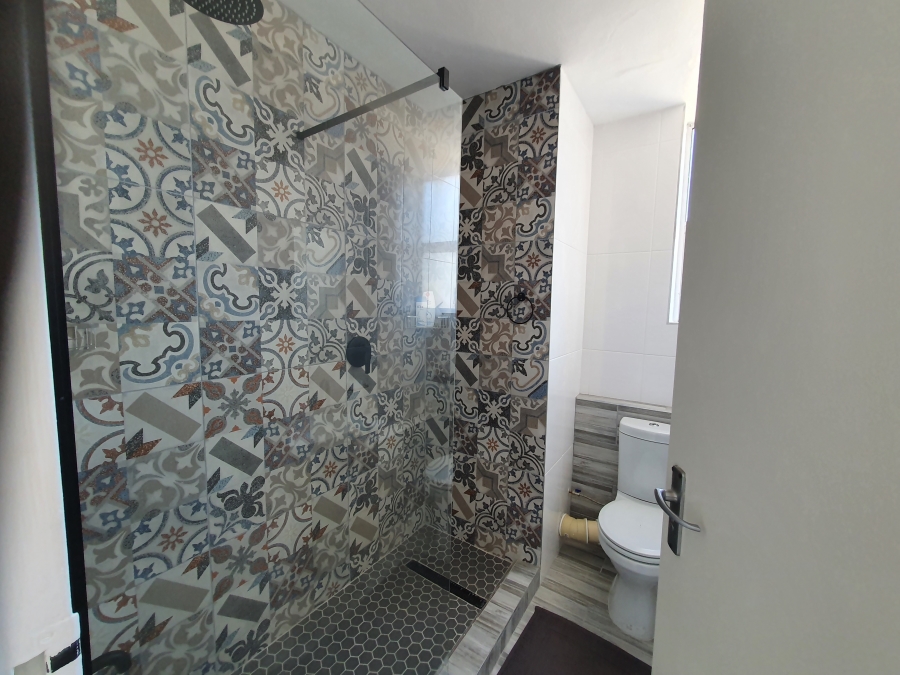 To Let 2 Bedroom Property for Rent in Summerstrand Eastern Cape